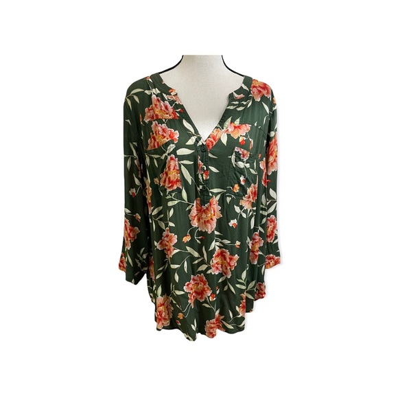 torrid Tops - Torrid Harper half button womens tunic blouse floral size 2 plus long sleeve